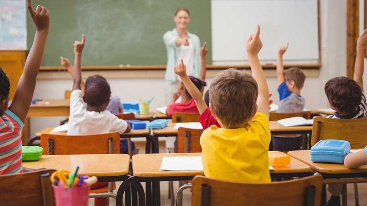 كيف تختار المدرسة الأنسب لطفلك؟ 1 كيف تختار المدرسة الأنسب لطفلك؟